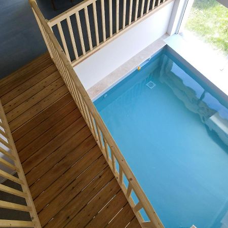 Villa Elegante A Panissieres Avec Piscine Privee Kültér fotó